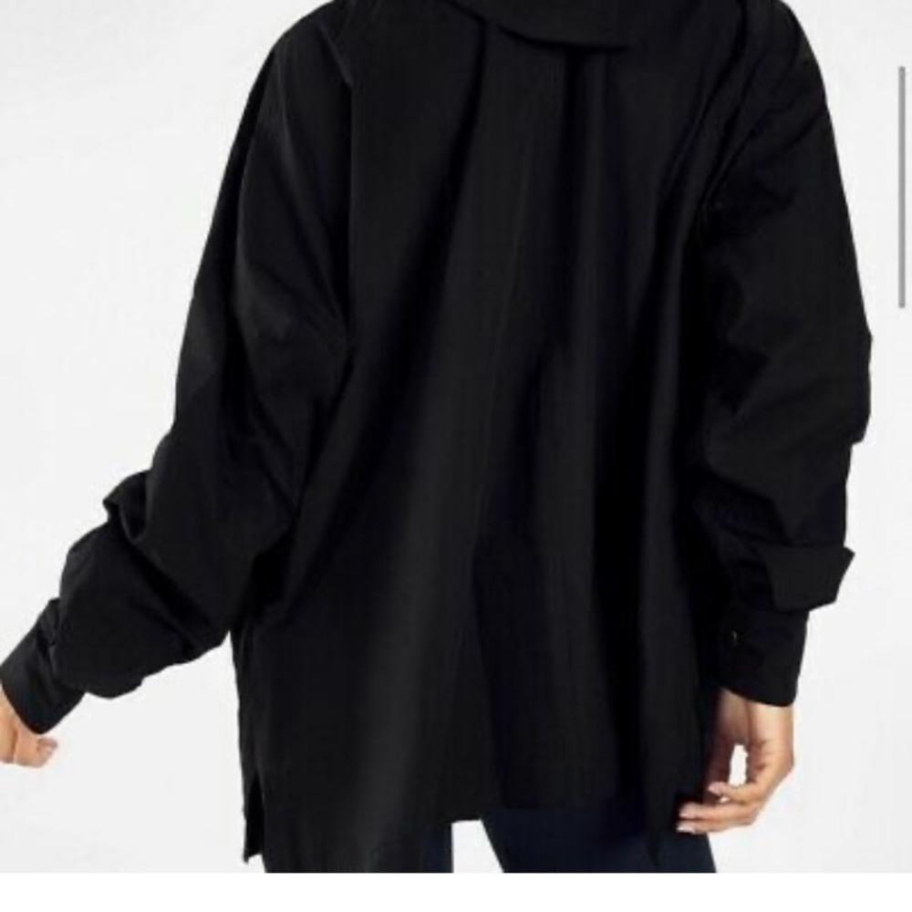 Fabletics Giana Black Oversized Jacket - Picture 2 of 9